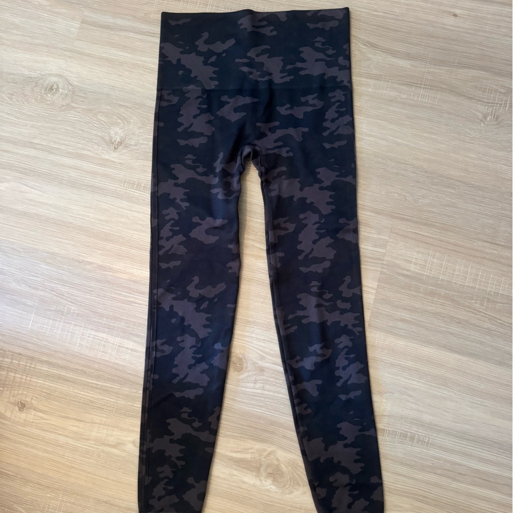 SPANX Camo Leggings